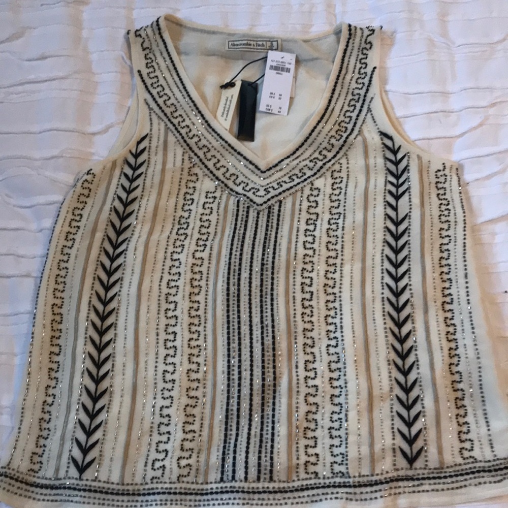 Abercrombie beautiful beaded top!